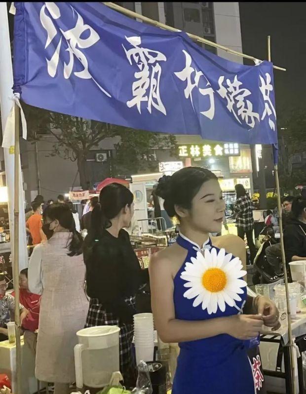 广东米乐M6 M6米乐奶茶店老板娘身材太突出频频遭投诉老板娘：我又没有漏点(图3)